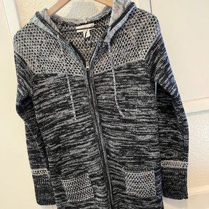 If it were me zip sweater, black and white design small